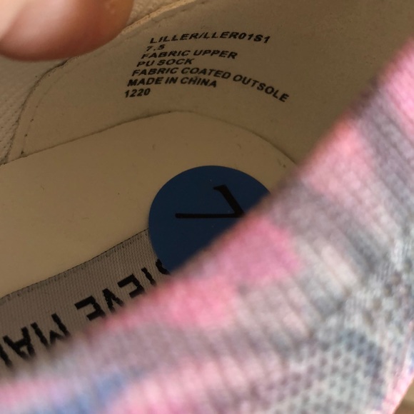 Steve Madden  Sneakers - Picture 9 of 9